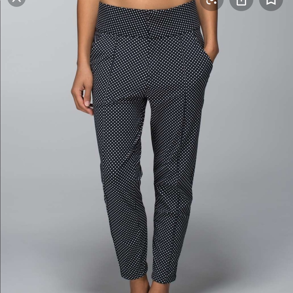 Polka dot lulu lemon joggers